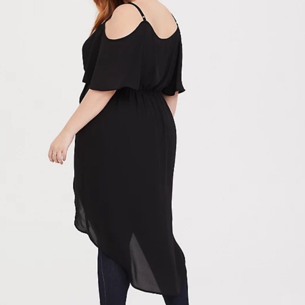 Torrid Hi Lo Cold Shoulder Georgette Top - Picture 2 of 2